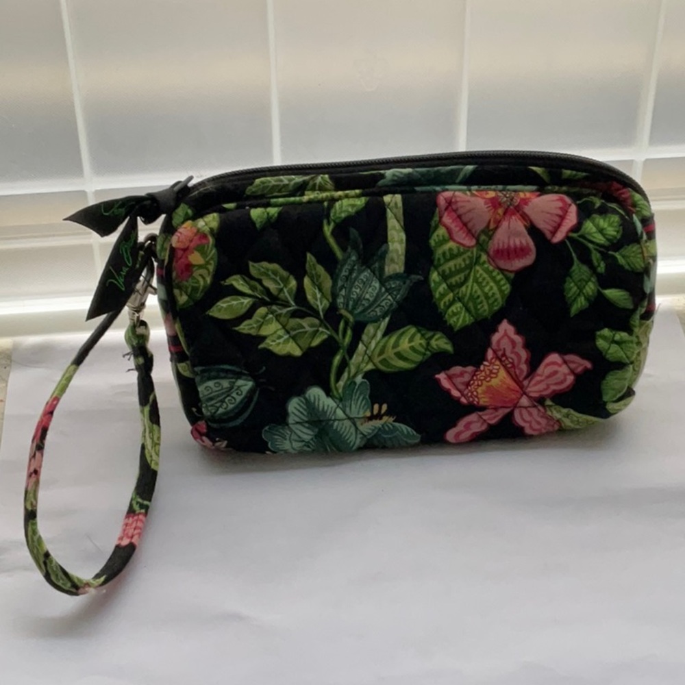 ⚫️Brand New Vera Bradley Colorful Floral Wristlet Purse/Wallet, Multicolored